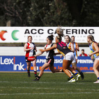 13-8-17. VAFA Women Preliminary Final. AJAX Jackettes were deferated by Old Mentonians 5-6-36 to 5-8-38. Elyse Cherny. Photo: Peter Haskin