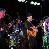 3-9-17. Shir Madness. Melbourne Jewish Music Festival. Willy Zygier, Deborah Coneway. Photo: Peter Haskin 3-9-17. Shir Madness. Melbourne Jewish Music Festival. Willy Zygier, Deborah Coneway. Photo: Peter Haskin