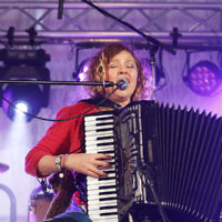 3-9-17. Shir Madness. Melbourne Jewish Music Festival. Stiletto Sisters. Judy Gunson. Photo: Peter Haskin 3-9-17. Shir Madness. Melbourne Jewish Music Festival. Stiletto Sisters. Judy Gunson. Photo: Peter Haskin