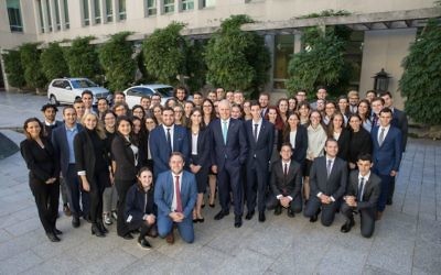 The AUJS Political Training Seminar delegates with Prime Minister Malcolm Turnbull.