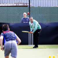 30-9-18. Legendary Jewish batsman Michael Klinger visited Maccabi Junior cricket training at Caulfield Park. Photo: Peter Haskin