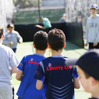 30-9-18. Legendary Jewish batsman Michael Klinger visited Maccabi Junior cricket training at Caulfield Park. Photo: Peter Haskin