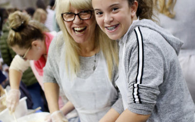 2-5-19. Gen 2 Gen "Braiding us Together" Challah Bake at Caulfield Shule. Photo: Peter Haskin
