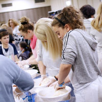 2-5-19. Gen 2 Gen "Braiding us Together" Challah Bake at Caulfield Shule. Photo: Peter Haskin