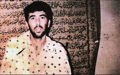 Ron Arad, photographed by Amal militants in Lebanon in 1987. Photo: Wikipedia