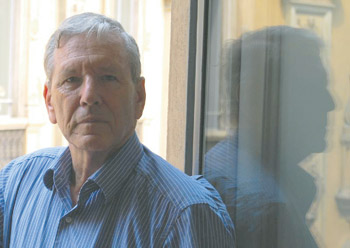 amos-oz-page