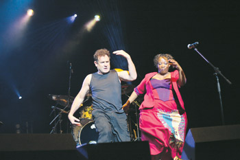 clegg-concert-page
