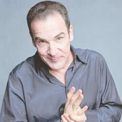 Mandy Patinkin ‚Ä¶ singing hits from Broadway. Photo: AJN file
