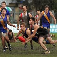 5-9-10. AJAX v Beaumaris. VAFA 2nd Semi Final at Trevor Barker Oval, Sandringham. Photo: Peter Haskin. 5-9-10. AJAX v Beaumaris. VAFA 2nd Semi Final at Trevor Barker Oval, Sandringham. Photo: Peter Haskin.