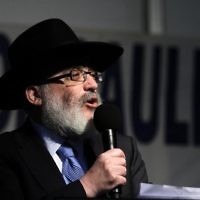 Chanukah in the Park 2010. Joseph Gutnick. Photo: Peter Haskin Chanukah in the Park 2010. Joseph Gutnick. Photo: Peter Haskin