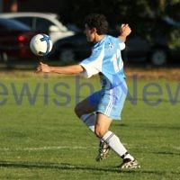 North Caulfield  V Peninsula Strikers. 17-4-11. Photo: Peter Haskin
