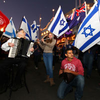 Yom ha atzmaut 2011. Celebrations at Luna Park for Israel's 63rd birthday. Photo: Peter Haskin