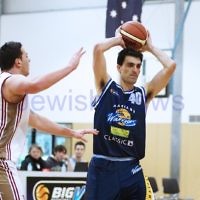 3-7-11. Maccabi Warriors Basketball v Warrandyte. Photo: Peter Haskin
