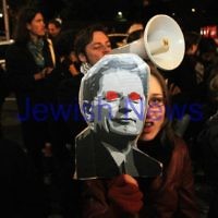 5-6-12. Anti Israel protest outside the Hotel Windsor, Melbourne at the annual ZCV Yom Ha atzmaut cocktail party. Photo: Peter Haskin