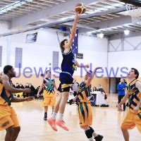 1-7-12. Maccabi Warriors basketball v Mornington. Benji Tamir. Photo: Peter Haskin 1-7-12. Maccabi Warriors basketball v Mornington. Benji Tamir. Photo: Peter Haskin