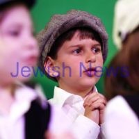 Sholem Aleichem College. "Fiddler On The Roof". Phoenix Theatre. Photo: Peter Haskin Sholem Aleichem College. "Fiddler On The Roof". Phoenix Theatre. Photo: Peter Haskin