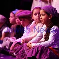 Sholem Aleichem College. "Fiddler On The Roof". Phoenix Theatre. Photo: Peter Haskin Sholem Aleichem College. "Fiddler On The Roof". Phoenix Theatre. Photo: Peter Haskin