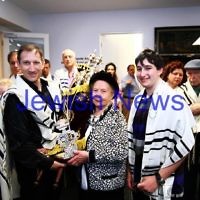 1-9-13. Kehilat Nitzan Concervative (Masorti). New synagogue dedication. Photo: Peter Haskin 1-9-13. Kehilat Nitzan Concervative (Masorti). New synagogue dedication. Photo: Peter Haskin