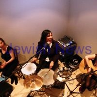 8-9-13. Cooking with the Raizons. New cook book launch. Kate Ceberano provides the entertainment. Photo: Peter Haskin