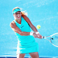 13-1-14. Australian Open.Womens Singles Round 1. Day 1. Shahar Peer (ISR) lost to Monica Niculescu (ROU) 4-6 1-6.  Photo: Peter Haskin