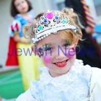 14-3-14. Sholem Aleichem College. Purim. Photo: Peter Haskin 14-3-14. Sholem Aleichem College. Purim. Photo: Peter Haskin