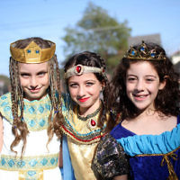 14-3-14. Sholem Aleichem College. Purim. Photo: Peter Haskin 14-3-14. Sholem Aleichem College. Purim. Photo: Peter Haskin