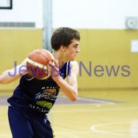 1-6-14. Basketball. Maccabi Warriors lost to Mornington Breakers. 43-61.  Benji Tamir.  Photo: Peter Haskin