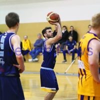 1-6-14. Basketball. Maccabi Warriors lost to Mornington Breakers. 43-61. Yoav Molcho . Photo: Peter Haskin