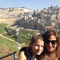 Natalie Greenberg and daughter Lexi in Jerusalem.