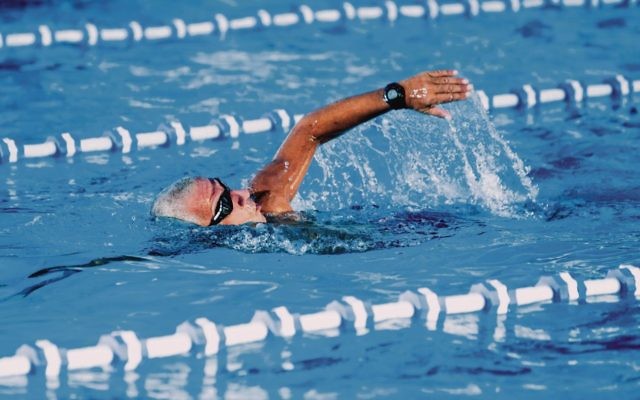 Yigal Sela swimming one of his 1000 laps.