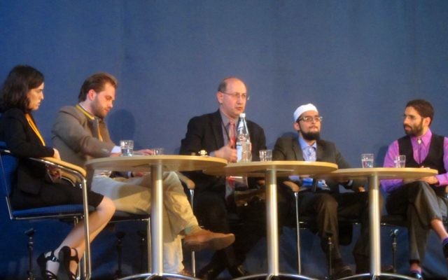Jeremy Jones (centre) speaking at the Muslim Jewish Conference.