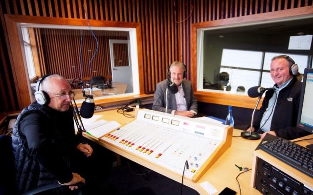 On air at J-AIR, Michael Burd (left) with Alan Freedman (centre) interviewing Steven Linde, editor of The Jerusalem Post. Photo: Robert Bontschek.