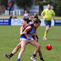 13-8-17. VAFA Women Preliminary Final. AJAX Jackettes were deferated by Old Mentonians 5-6-36 to 5-8-38. Alex Fleiszig. Photo: Peter Haskin