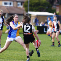 13-8-17. VAFA Women Preliminary Final. AJAX Jackettes were deferated by Old Mentonians 5-6-36 to 5-8-38. Justine Gabriel. Photo: Peter Haskin