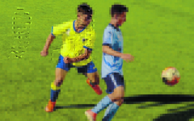 Jay Hirschowitz (right) in action for Sydney FC U16s.