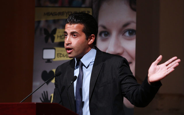 Mosab Hassan Yousef speaking in Melbourne in 2011.