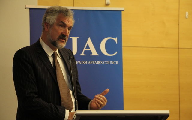 Dr Daniel Pipes speaking at Sydney's Central Synagogue on March 1. Photo: Shane Desiatnik