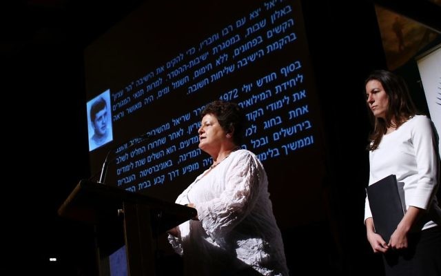 Peta Birnbaum (left) and Rachel Ben-Atar narrating the story of Sariel Birnbaum. Photo: Peter Haskin