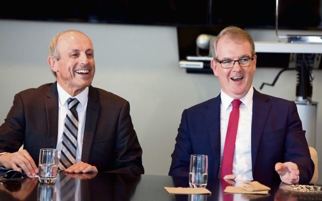 Michael Daley (right) addressing the NSW Jewish Board of Deputies Luncheon Club alongside CEO Vic Alhadeff. Photo: Giselle Haber