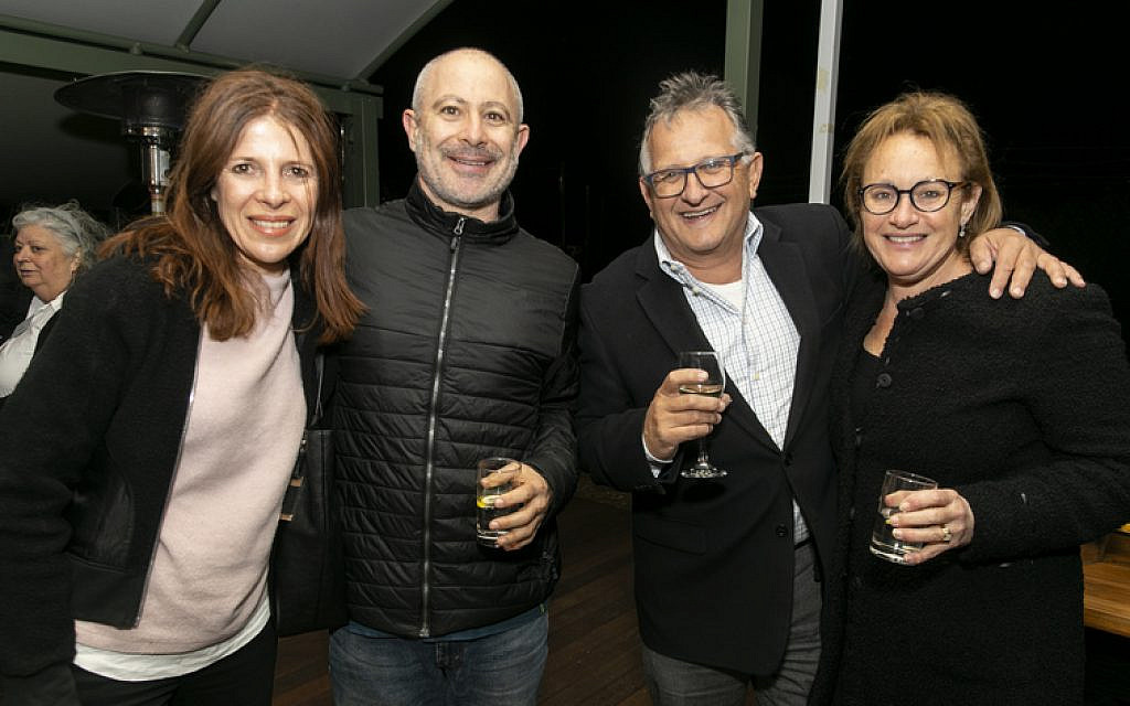 From left: Wendy
and Darron
Lonstein, Richard
and Naomi Balkin.