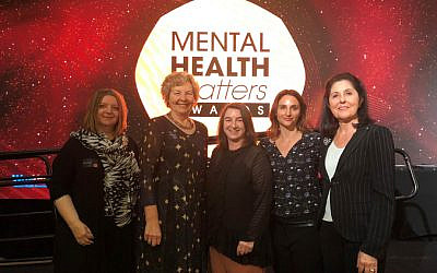JewishCare’s mental health and
wellbeing team Renata Ieremias,
Claire Vernon, Claire Gil-Munoz,
Emma Cohen and Isabelle Shapiro.