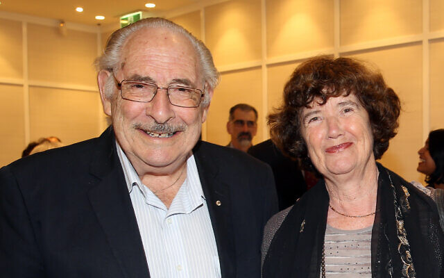 Graham De Vahl Davis, pictured with Bettina Cass, at the AJN's 120th celebration in 2015.