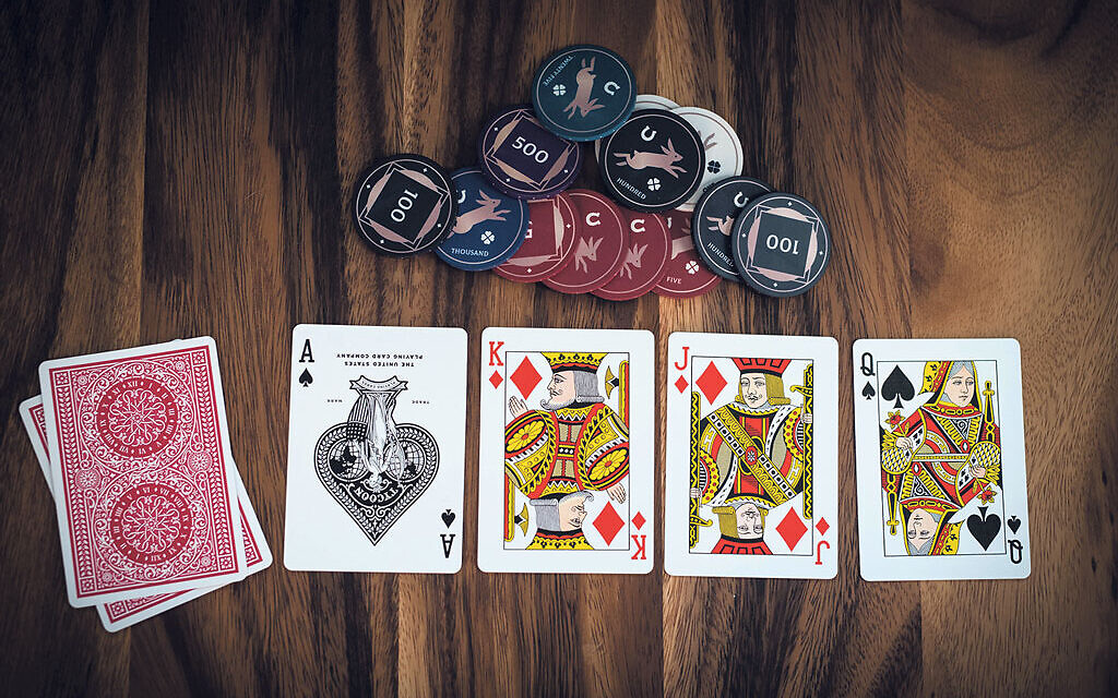 Be careful when playing the stock market because while you seem to hold all the cards, you may have nothing in your hand. Photo: Dylan Clifton on Unsplash