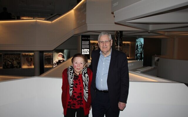 Yvonne Engelman with Norman
Seligman at the Sydney Jewish
Museum. Photo: Gareth Narunsky