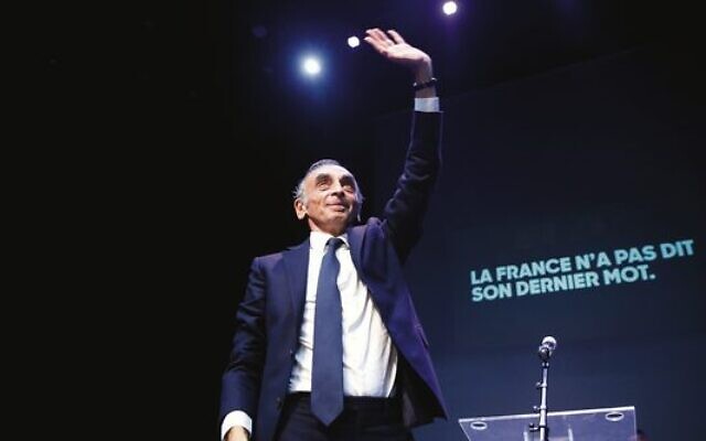 Eric Zemmour arriving at a debate prior to the launch of his new book, France Hasn't Said its Last Word.
Photo: Chesnot/Getty Images