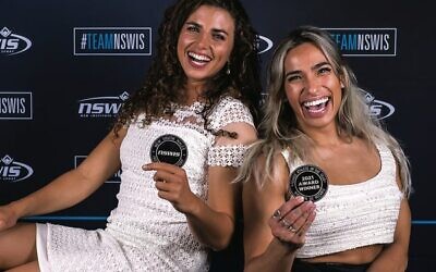 Jessica Fox (left) and Madison de Rozario with their NSW Institute of Sport Female Athlete of the Year awards. Photo: Loopii