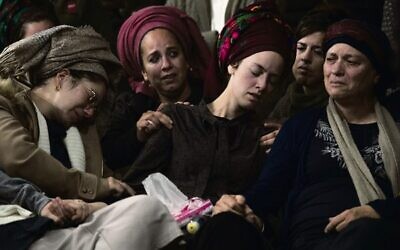 Family and friends at the funeral of Yehuda Dimentman. Photo: Sraya Diamant/Flash90