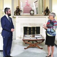 Rabbi Yaakov Glasman, president of RAA, meets with the Governor of Victoria Linda Dessau at Government House. Rabbi Yaakov Glasman, president of RAA, meets with the Governor of Victoria Linda Dessau at Government House.
