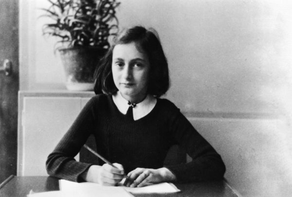 Anne Frank. 
Illustration: Adriana Alvarez