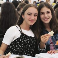 Adina Norris (left) and Gabriella Pinshaw at Mt Sinai College.